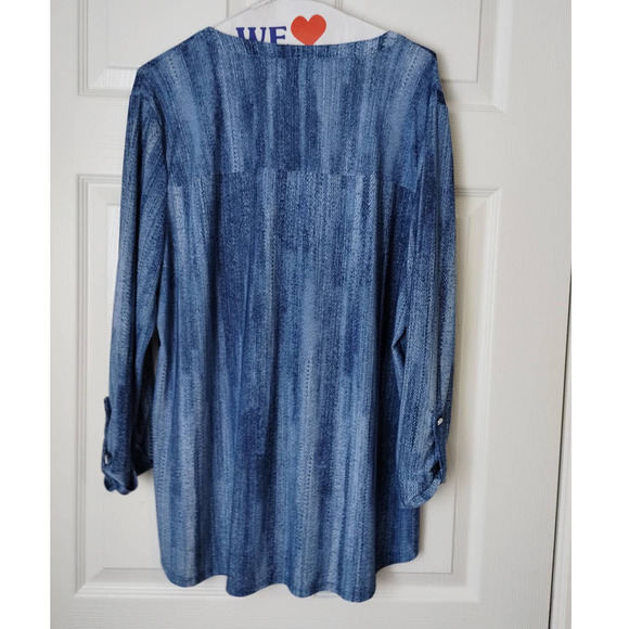 Cocomo Size XL Blue V-Neck Patterned Popover Blouse - Picture 6 of 6